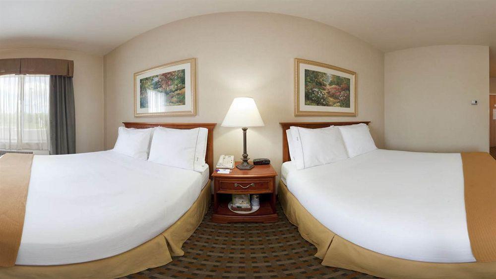 Holiday Inn Express Hotel & Suites Columbus Southeast Groveport, An Ihg Hotel Bagian luar foto
